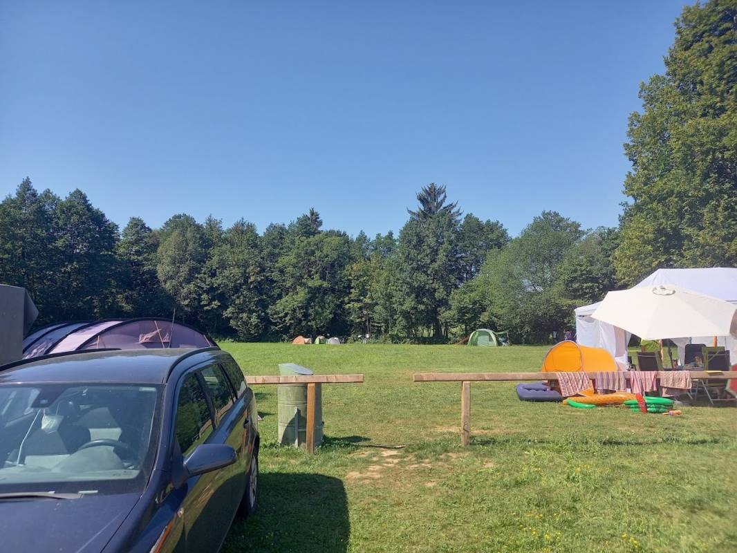 Campingplatz Perwang — Campingplatz in Perwang am Grabensee