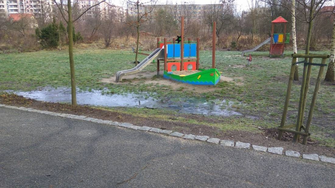 Dlugie Lake Olsztyn — Ställplats in Olsztyn