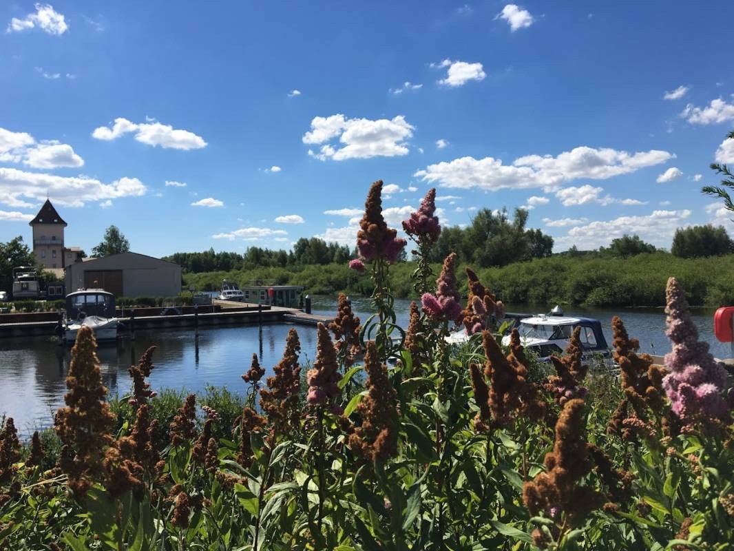 Campingplatz Peene Marina — Kamp yeri in Demmin