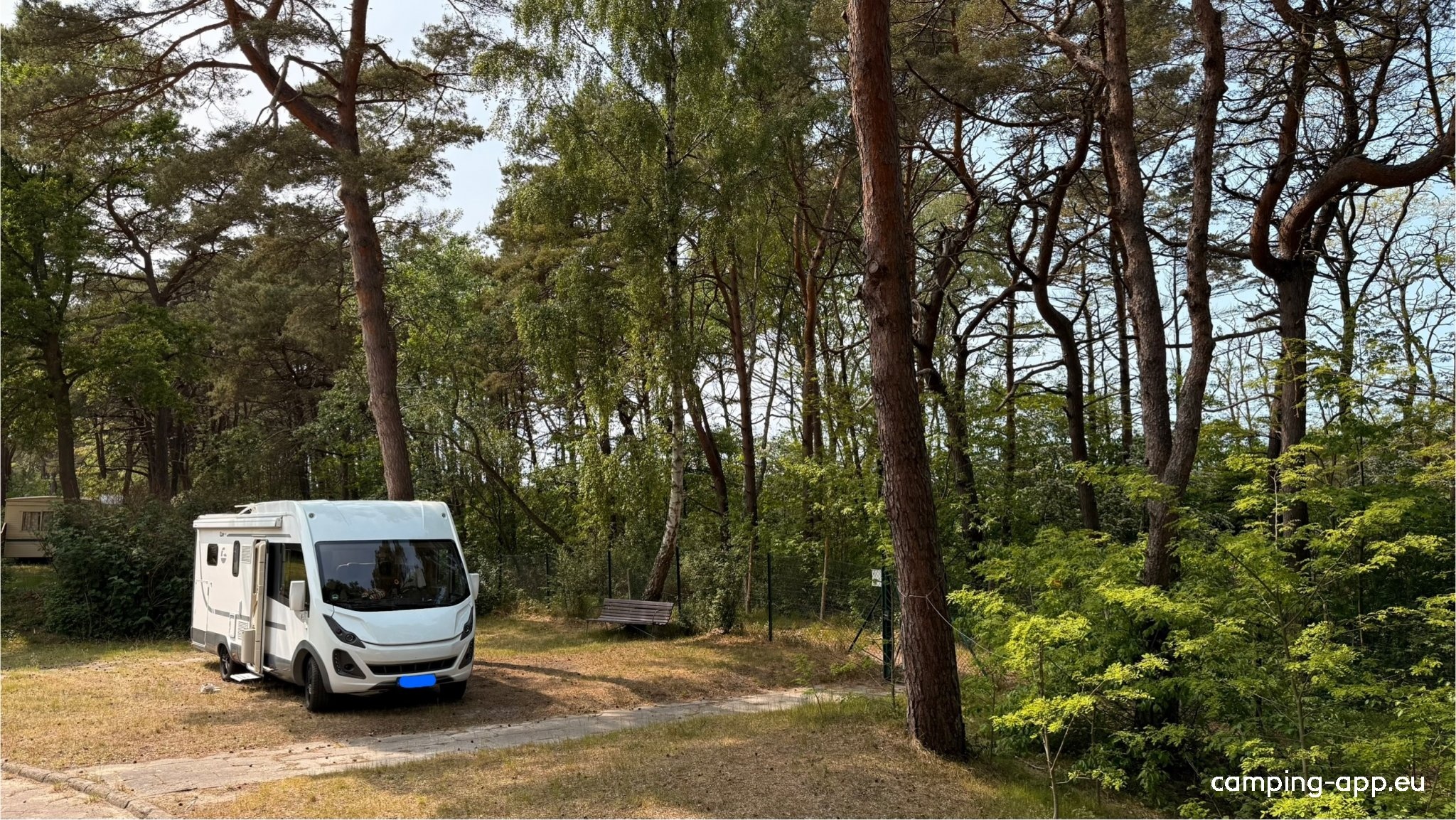 Camping Cora — Campingplads in Pogorzelica