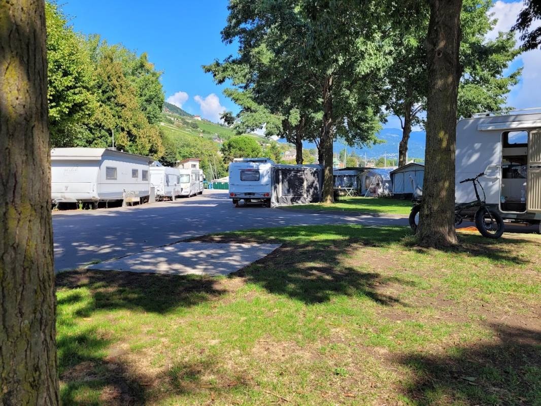 Camping de la Pichette — Cámping in Chardonne