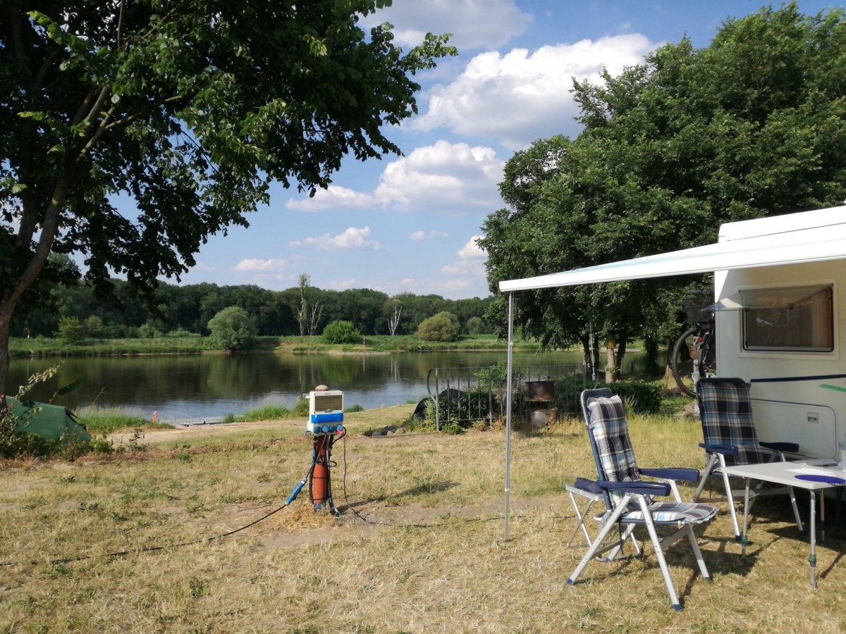 Boot & Campingcenter Aken — Kemping in Aken (Elbe)