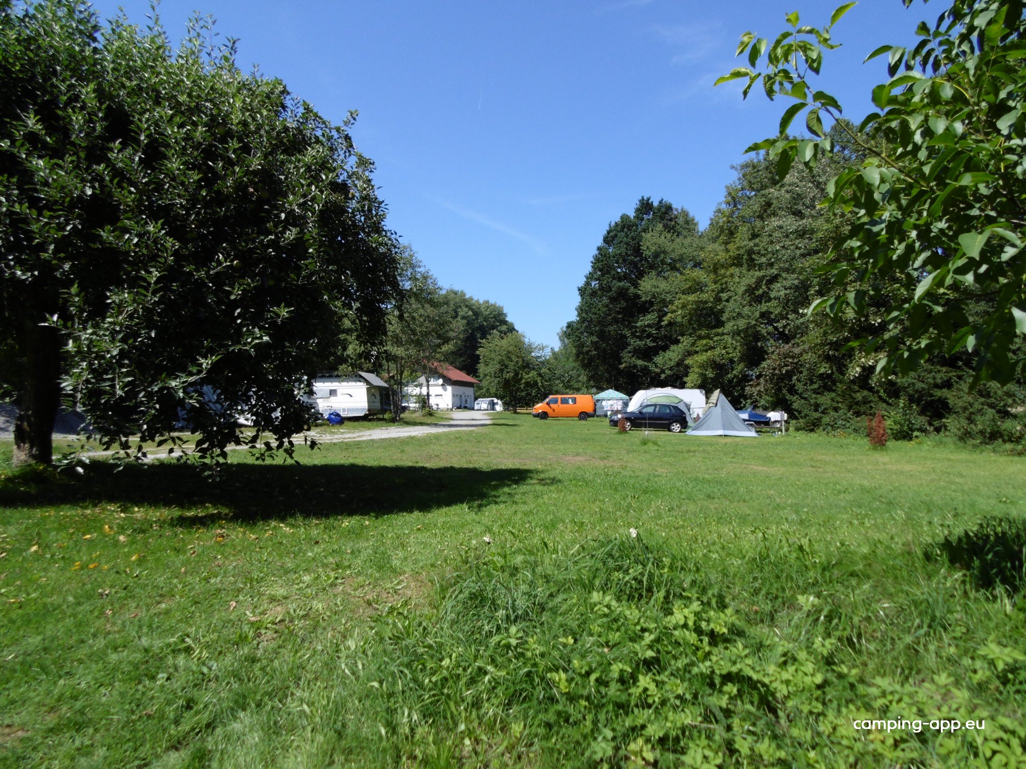 Naturcampingplatz Perlbach — Kemp in Rattenberg