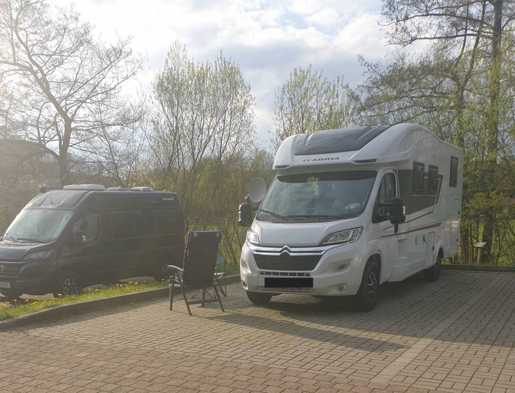 Stellplatz Poppenhausen — Area Autocaravanas in Poppenhausen-Grashof