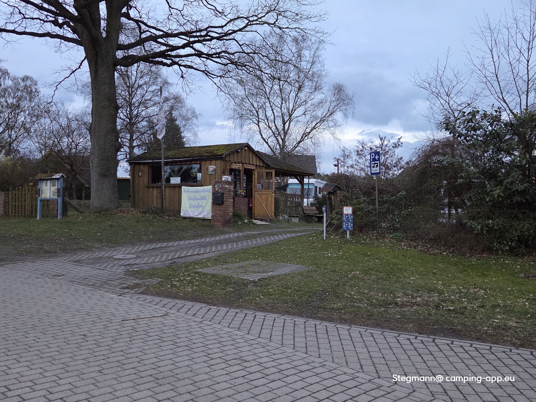 Wohnmobilparkplatz Dorfrepublik Rüterberg — Photo 3