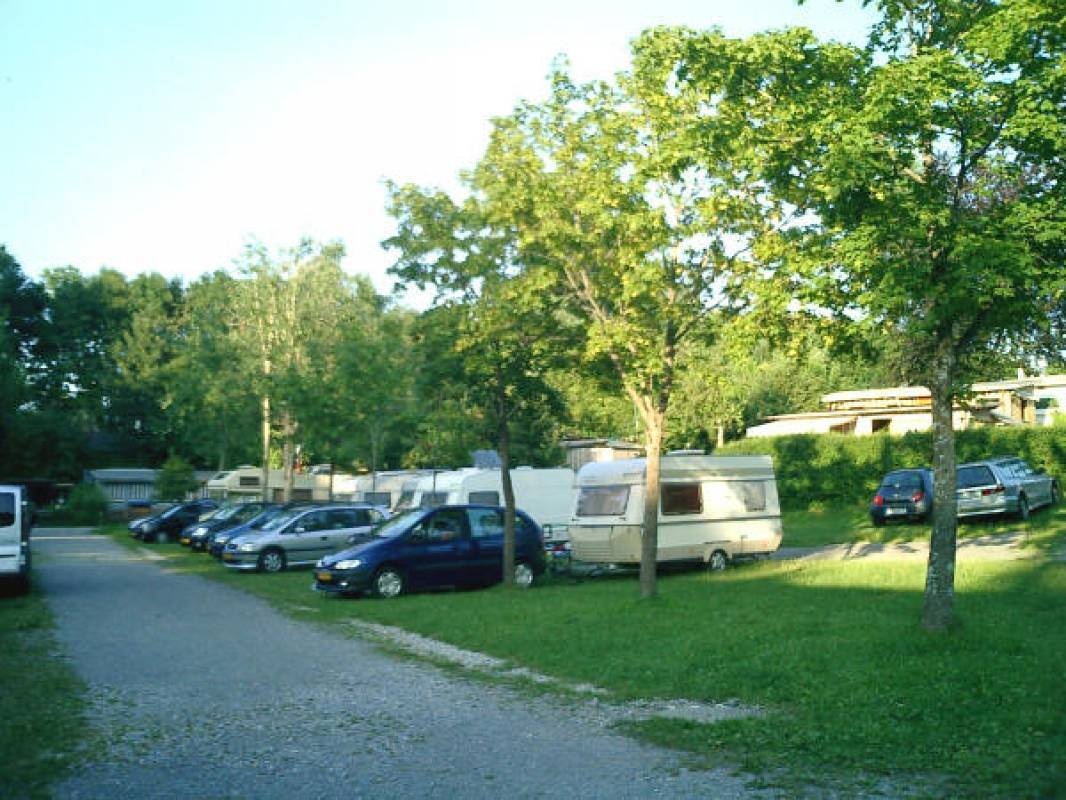 Camping Seehamer See — Kamp yeri in Weyarn