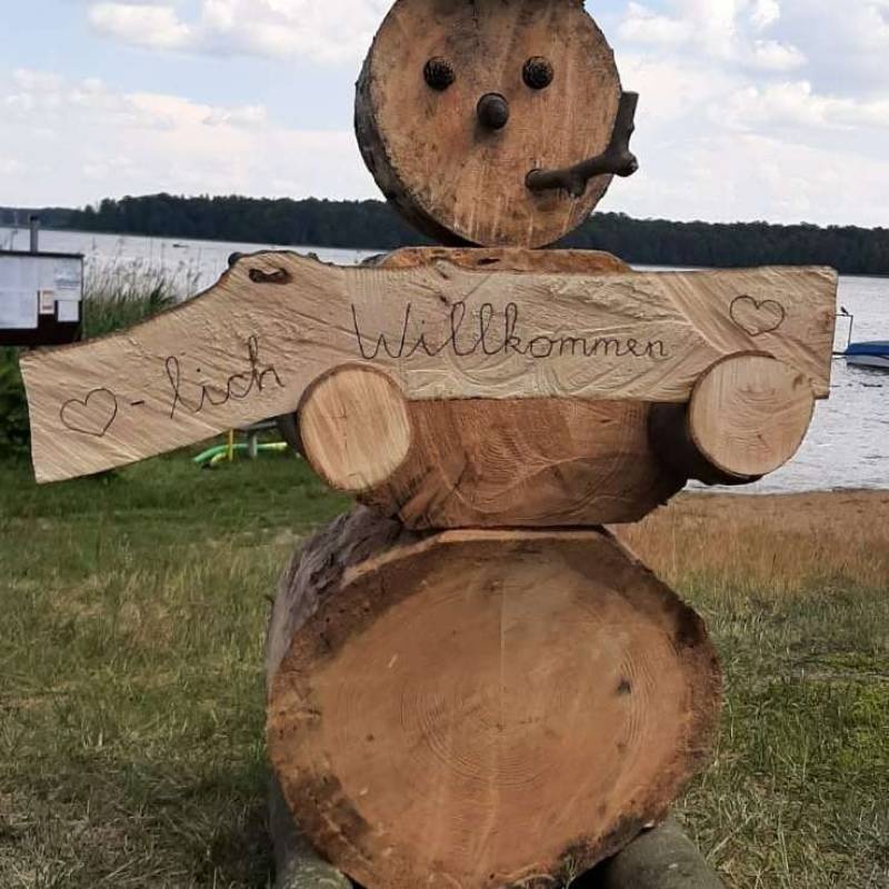 Campingplatz D100 Steinablage — Kamp yeri in Rheinsberg