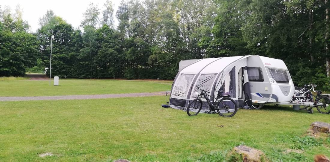 Campingpark Reinsfeld — Sítio de acampamento in Reinsfeld
