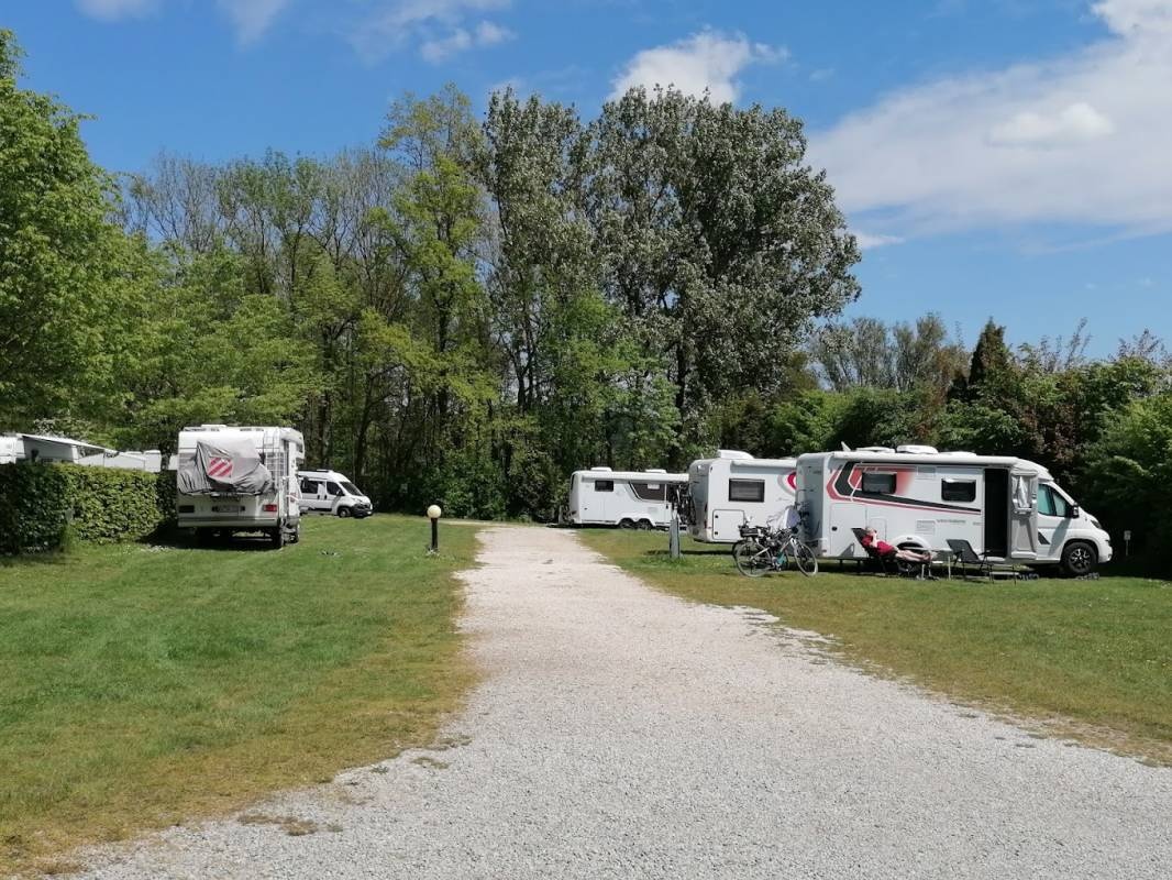 Camping in Berg — Kemping in Berg bei Neumarkt in der Oberpfalz