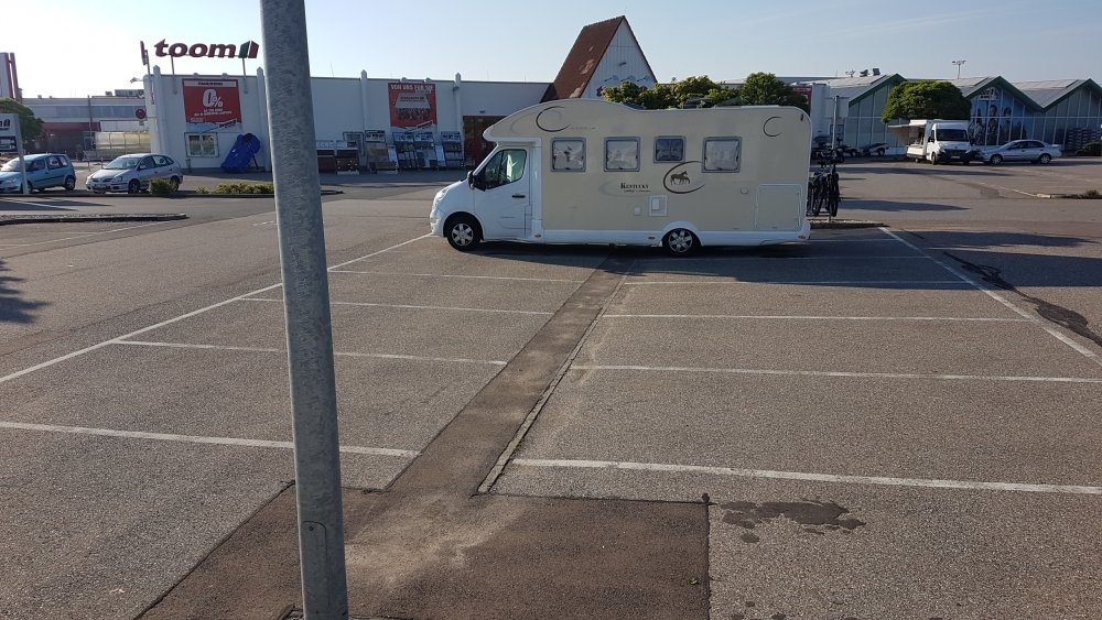 Stellplatz bei Gerth-Mobile Weissenfels — Місце для кемперів in Weißenfels