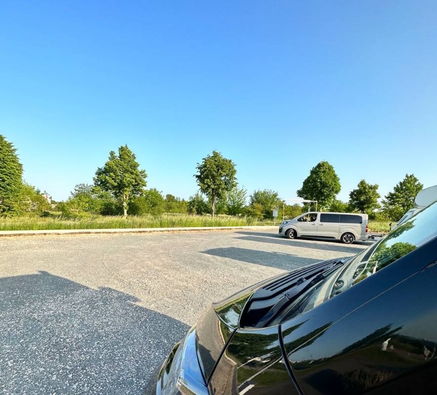 Stellplatz bei Gerth-Mobile Weissenfels — Sítio para autocaravanas in Weißenfels