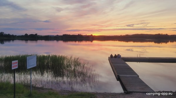 Parking am Seebrücke Wiżajny See — Foto 6