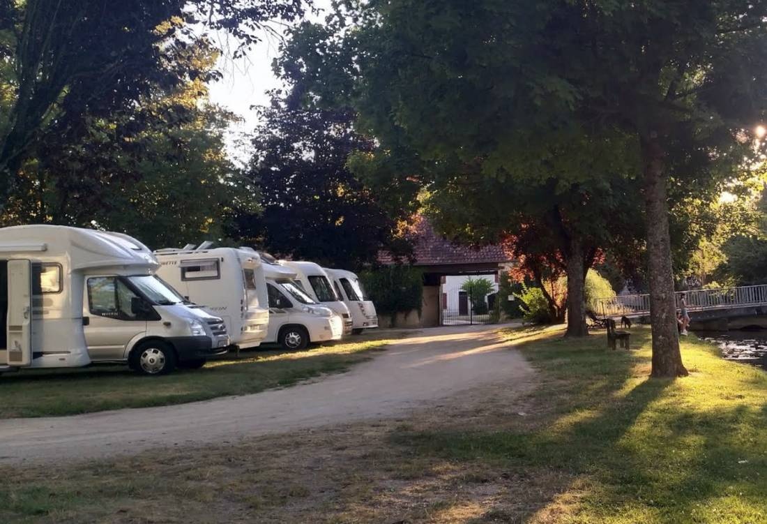 Stellplatz Laignes — Aire camping car in Laignes