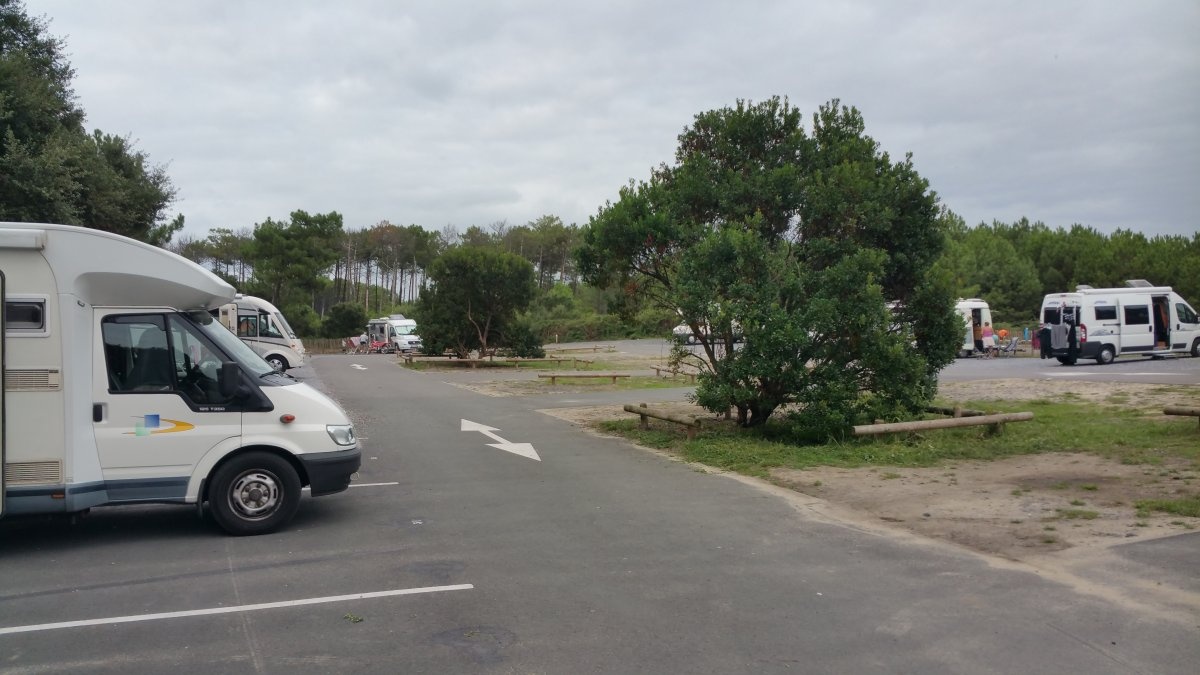 Stellplatz Messanges — Campervan Site in Messanges