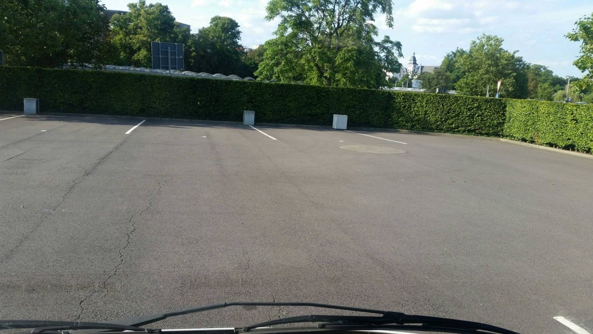 Stellplatz Autostadt Wolfsburg (P2) — Sítio para autocaravanas in Wolfsburg