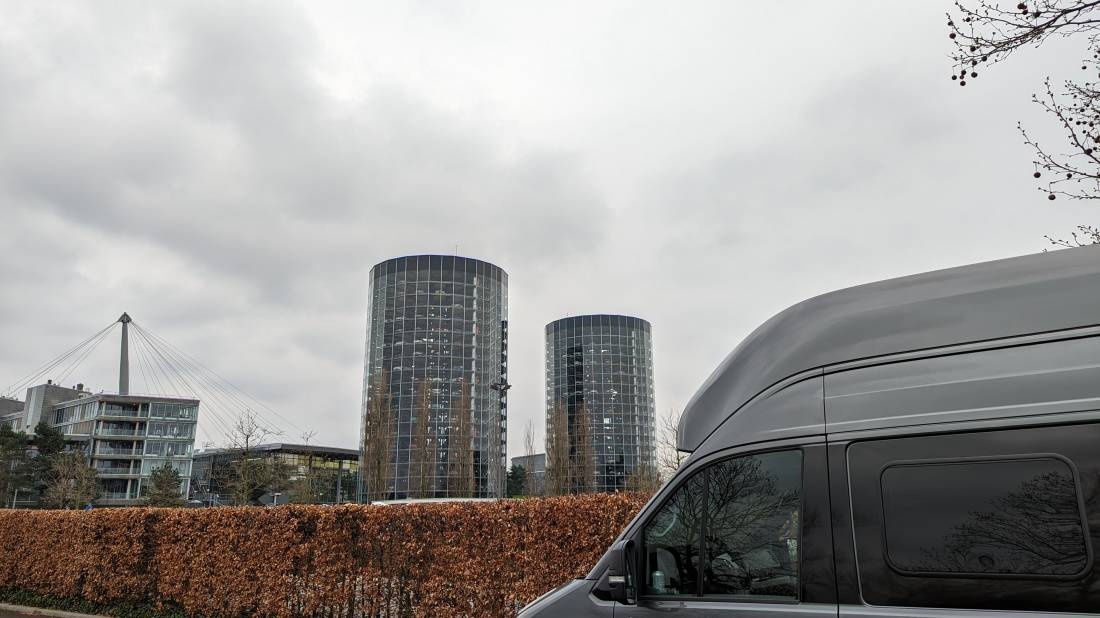 Stellplatz Autostadt Wolfsburg (P2) — Sp. parking dla kamperów in Wolfsburg