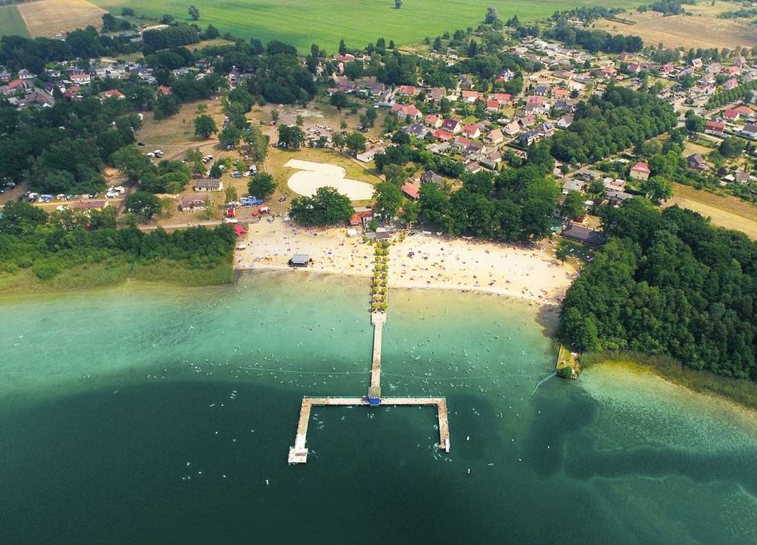 Barracuda Beach Camping am See — Campingplats in Neustadt-Glewe