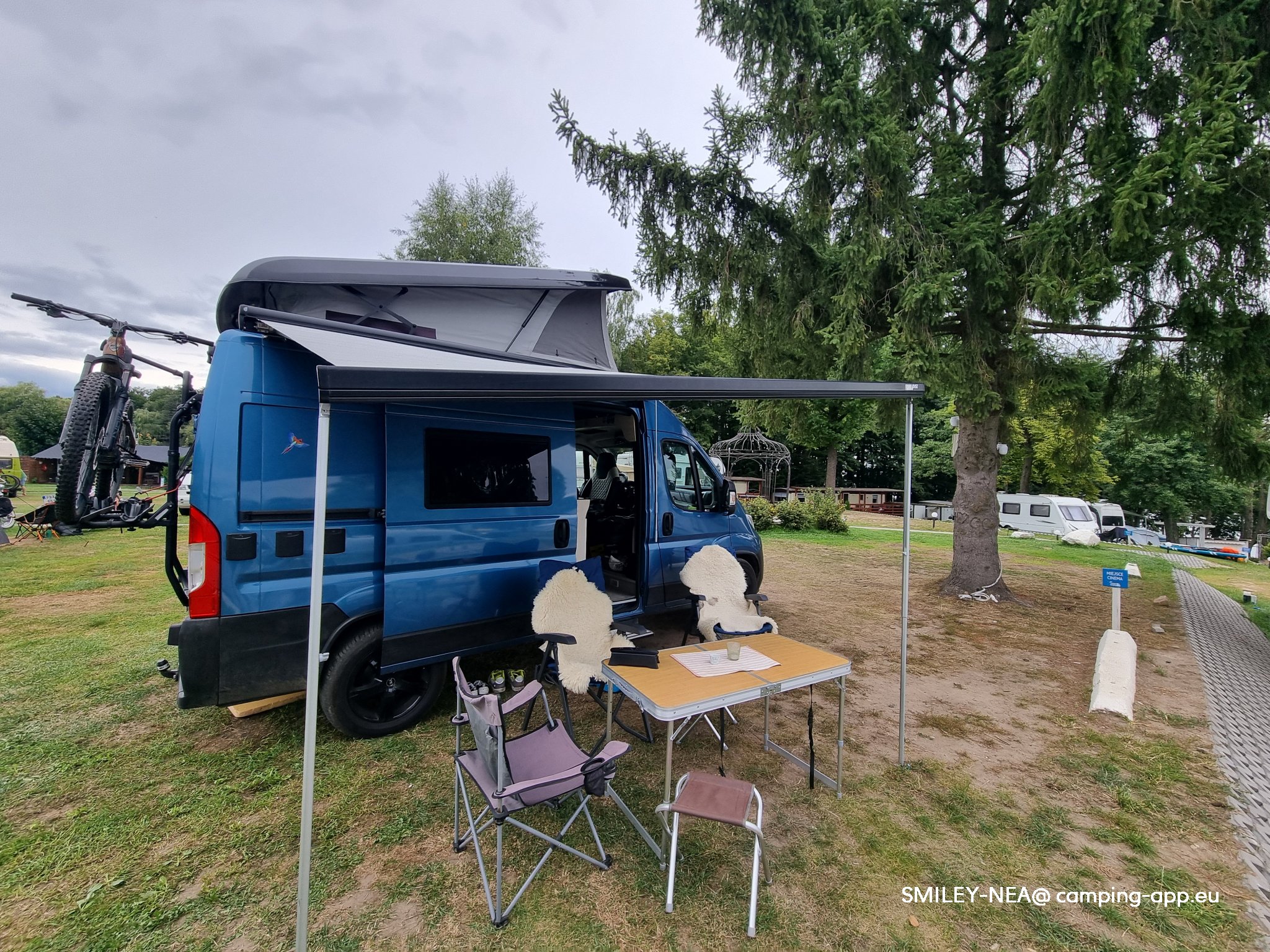 Camper Camping — Foto 3