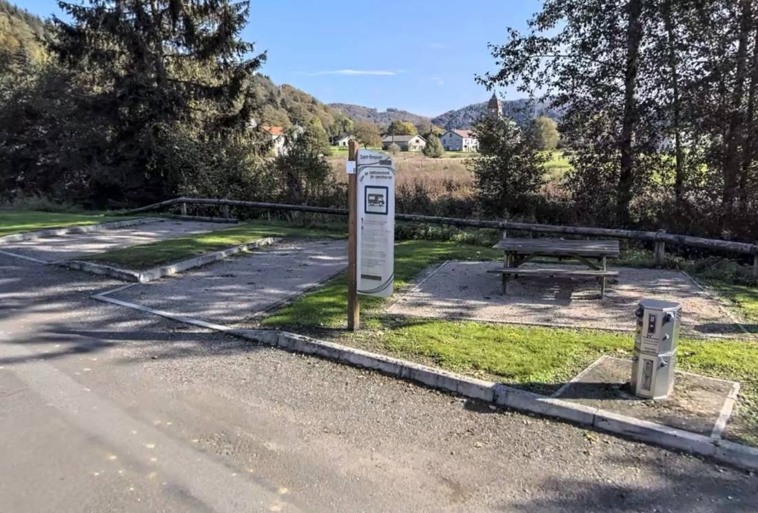 Stellplatz Saint-Bresson — Stellplatz in Saint-Bresson