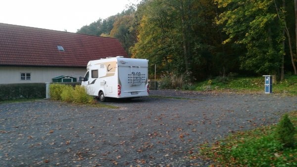 Stellplatz Stadtlengsfeld — Місце для кемперів in Stadtlengsfeld-Menzengraben