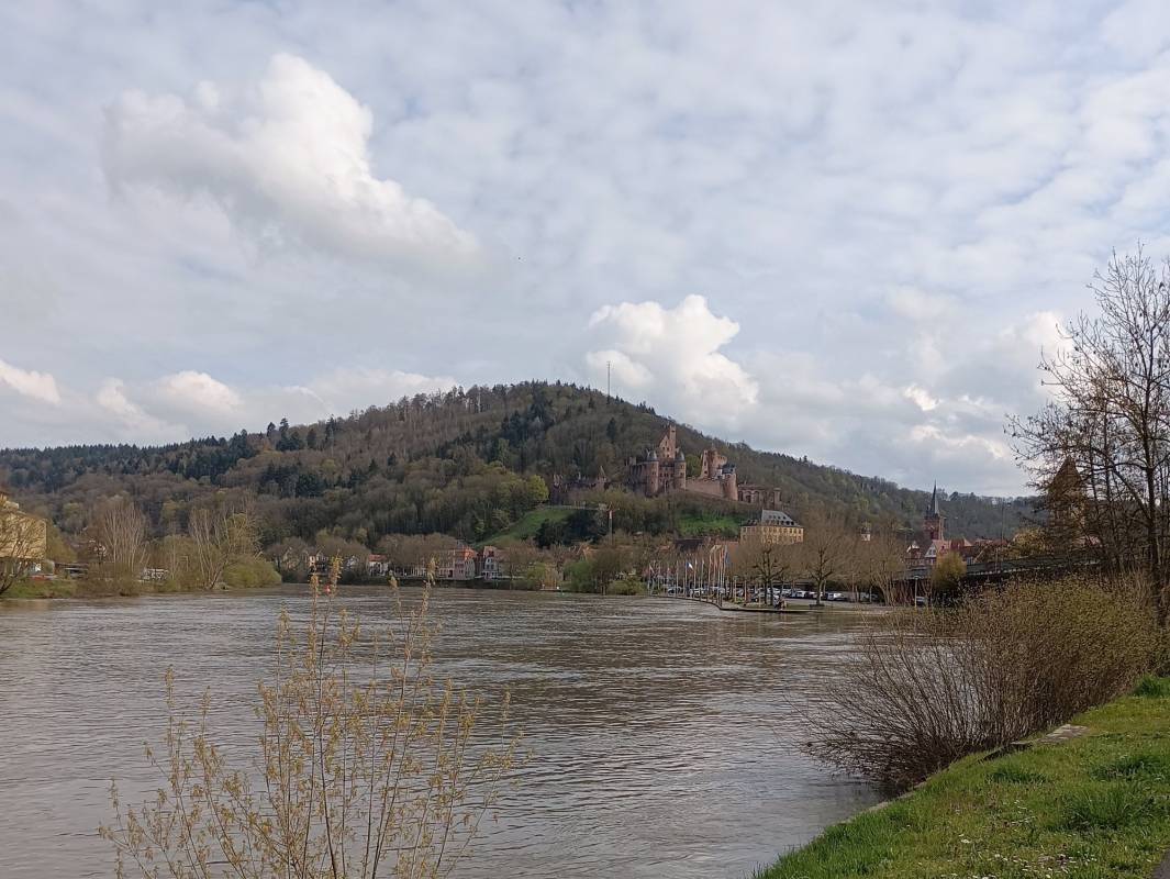 Stellplatz Wertheim — Area Autocaravanas in Wertheim