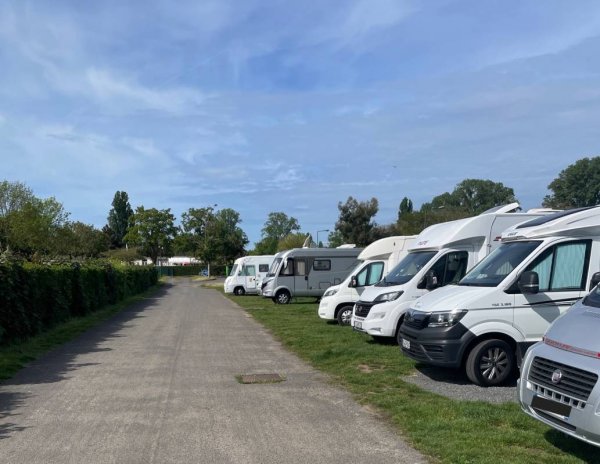 Stellplatz Amboise — Photo 3