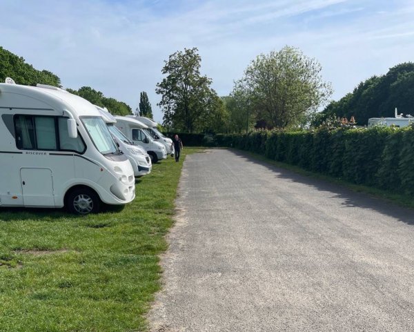 Stellplatz Amboise — Photo 2