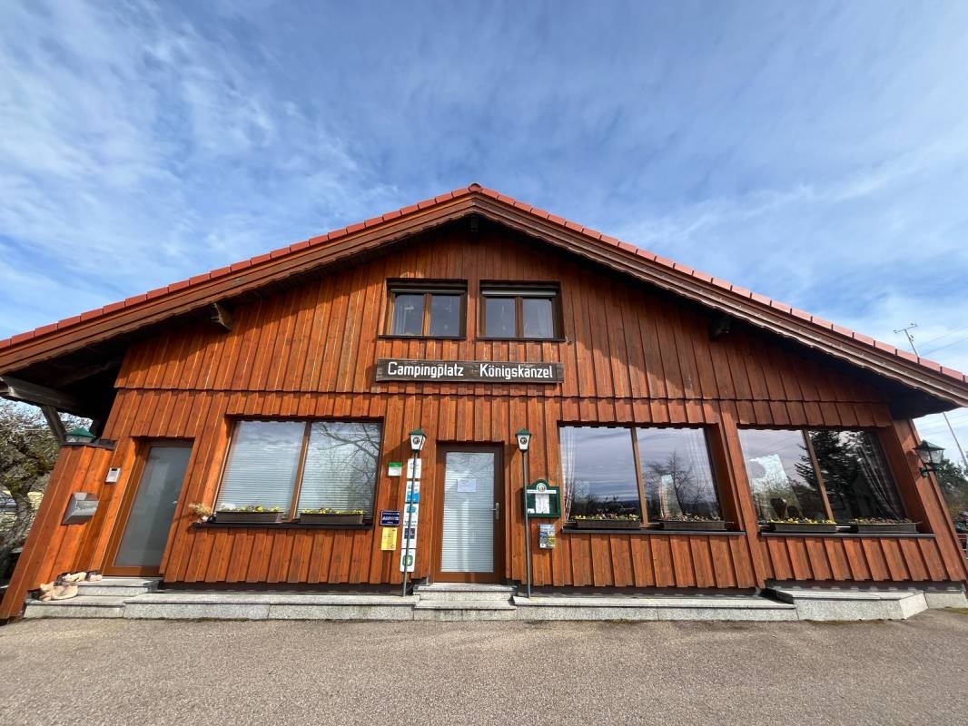 Höhencamping Königskanzel — Kemp in Dornstetten