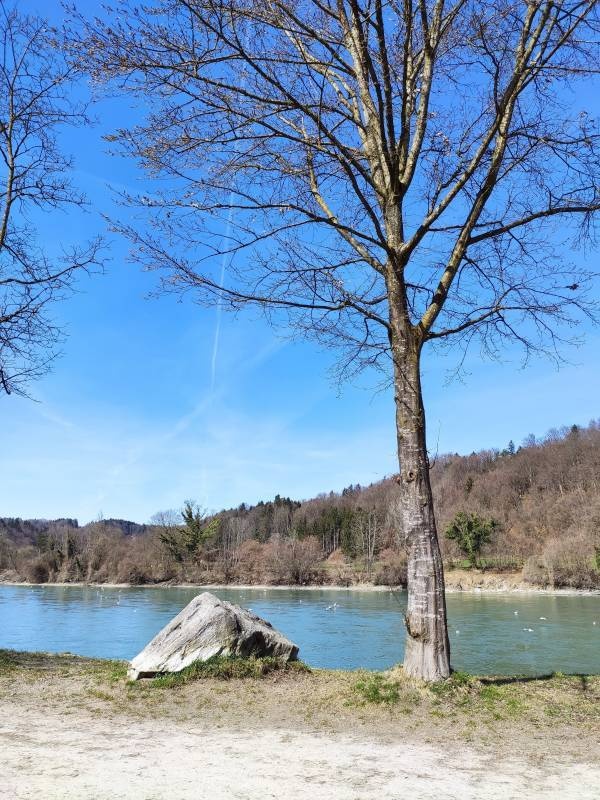 Parkplatz unter der Rampe — Campervan Site in Wasserburg am Inn