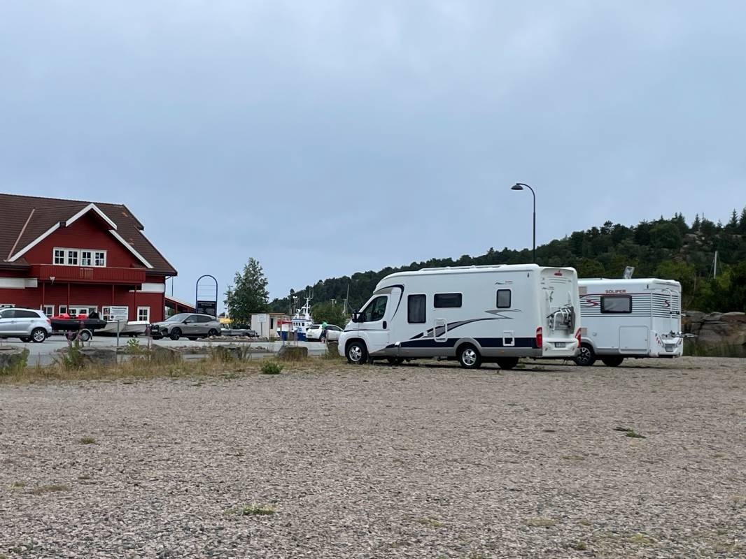 Båly Havn — Campervan Site in Spangereid
