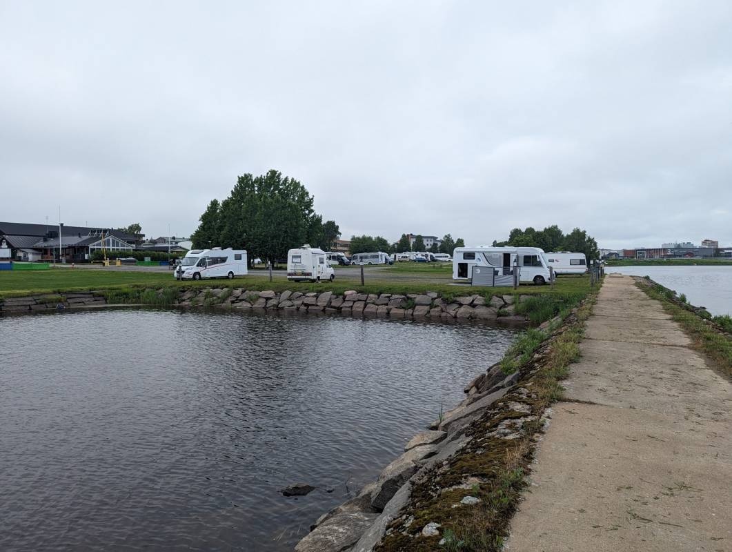 River Motell, Vandrarhem & Camping — Campervan Site in Haparanda