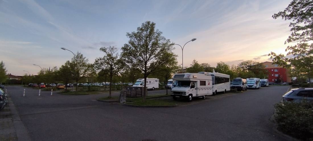 Stellplatz an der Friederiken Therme Bad Langensalza — Karavan Sitesi in Bad Langensalza-Thamsbrück