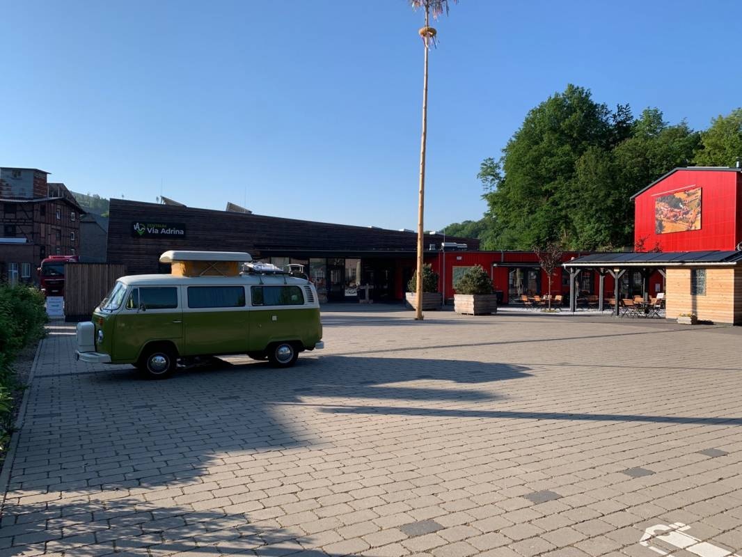 Wohnmobilstellplätze Zentrum Via Adrina — Aire camping car in Bad Berleburg