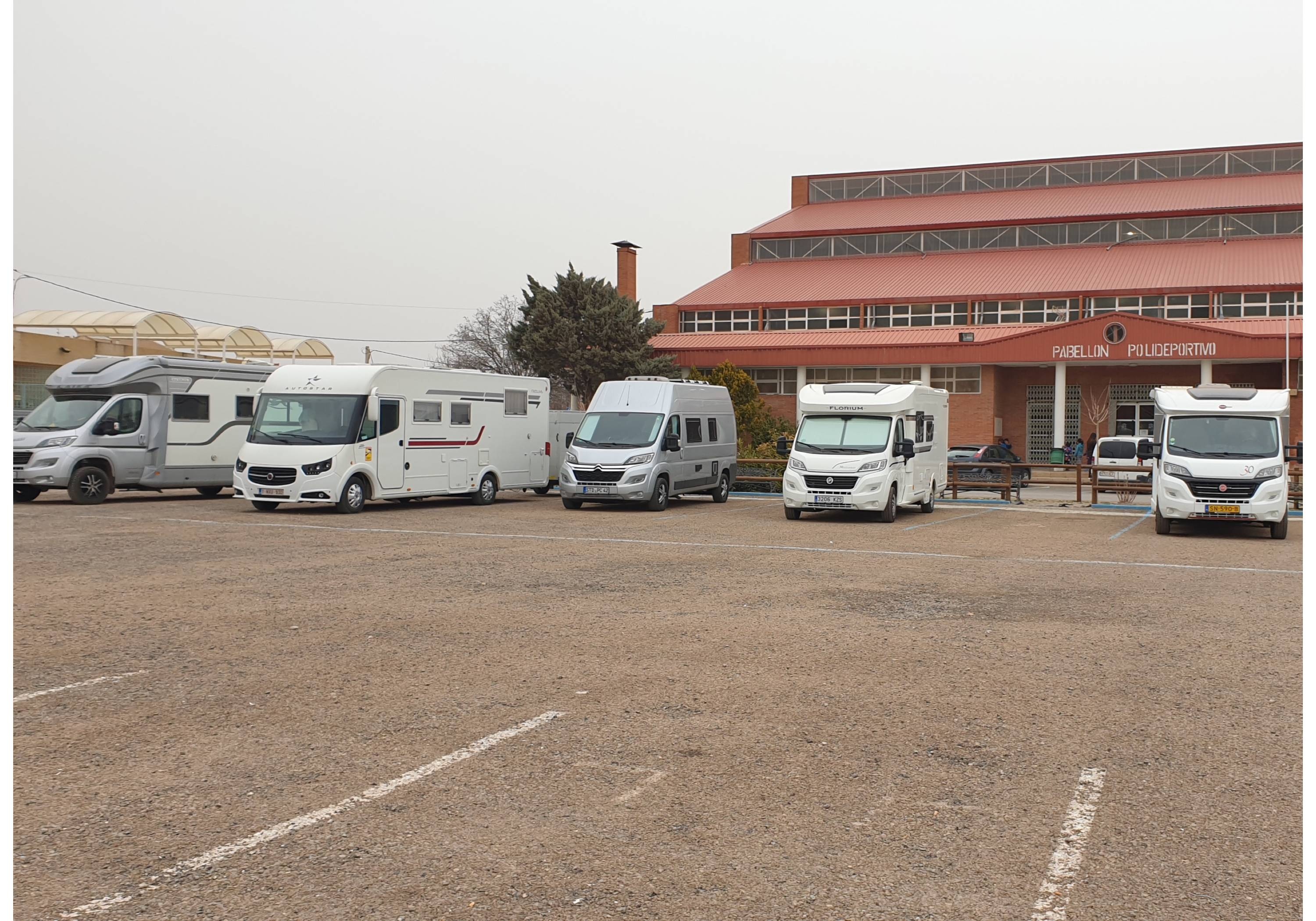 Áera Autocaravans Cella — Stellplatz in Cella