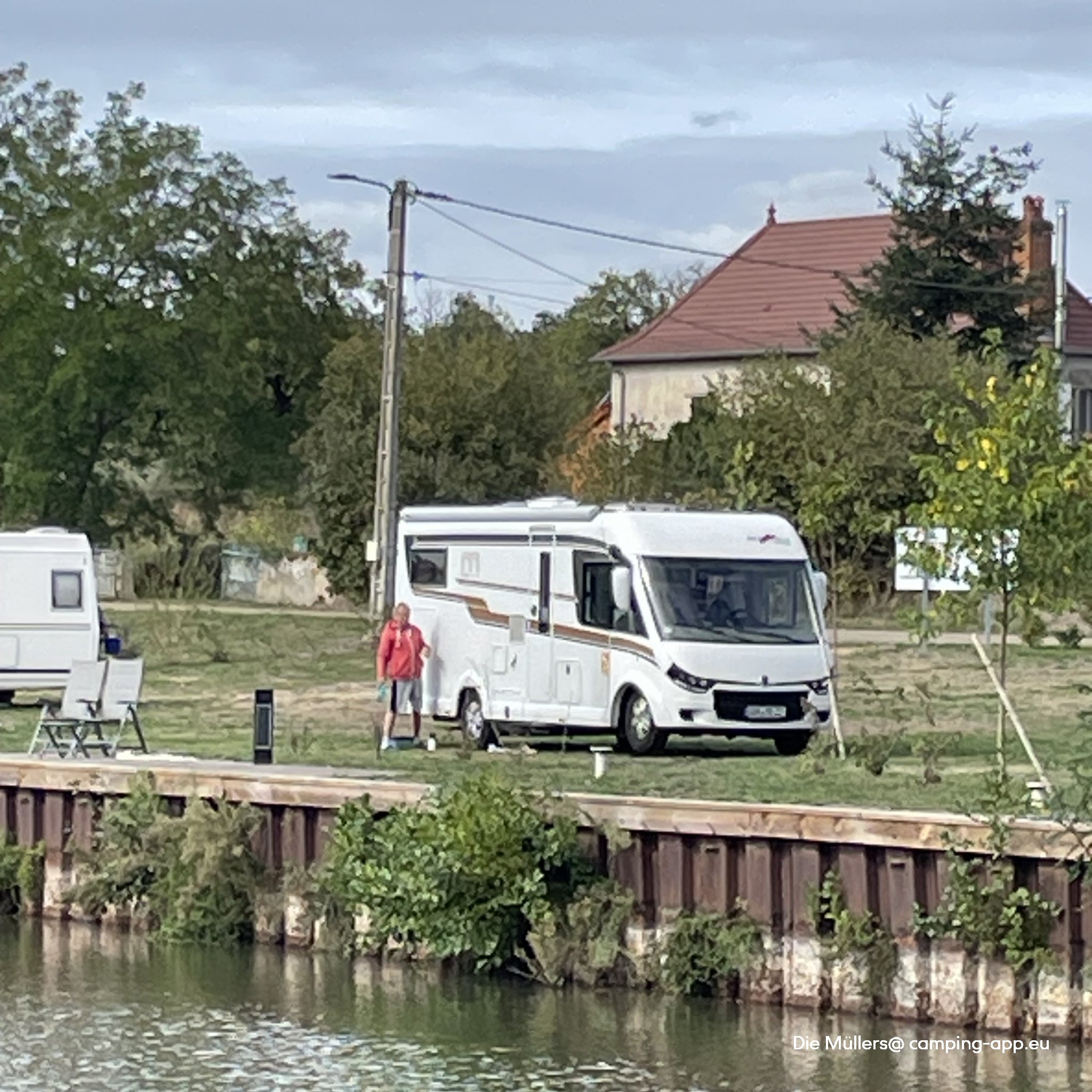 Stellplatz Artaix — Foto 5