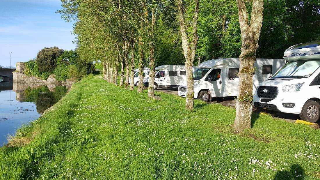 Übernachtungsparkplatz Tréguier — Ställplats in Tréguier