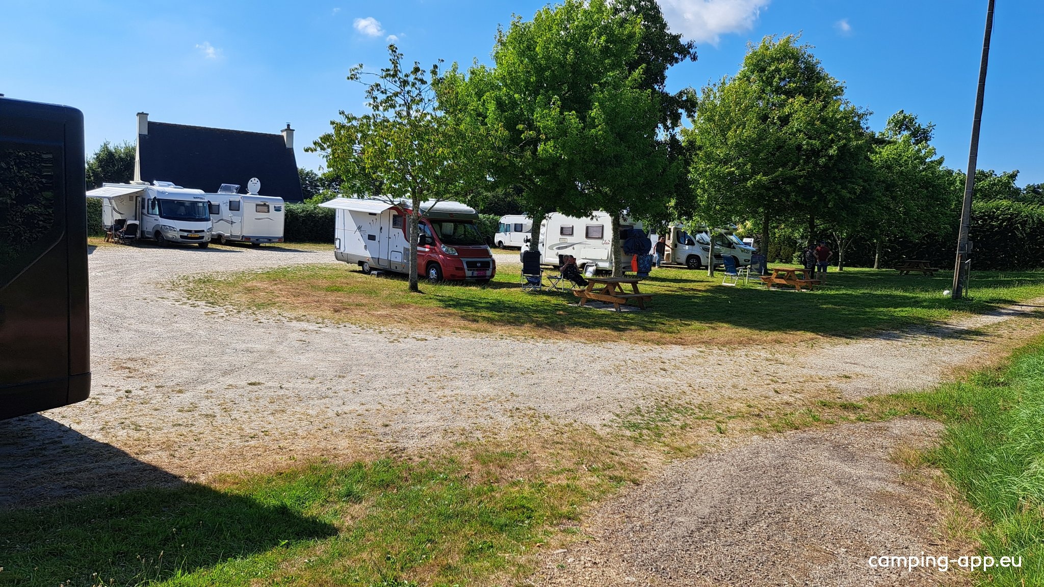 Stellplatz Plonévez-Porzay — Area di sosta in Plonévez-Porzay