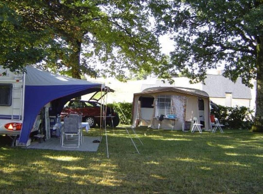Stellplatz Marcolès — Aire camping car in Marcolès
