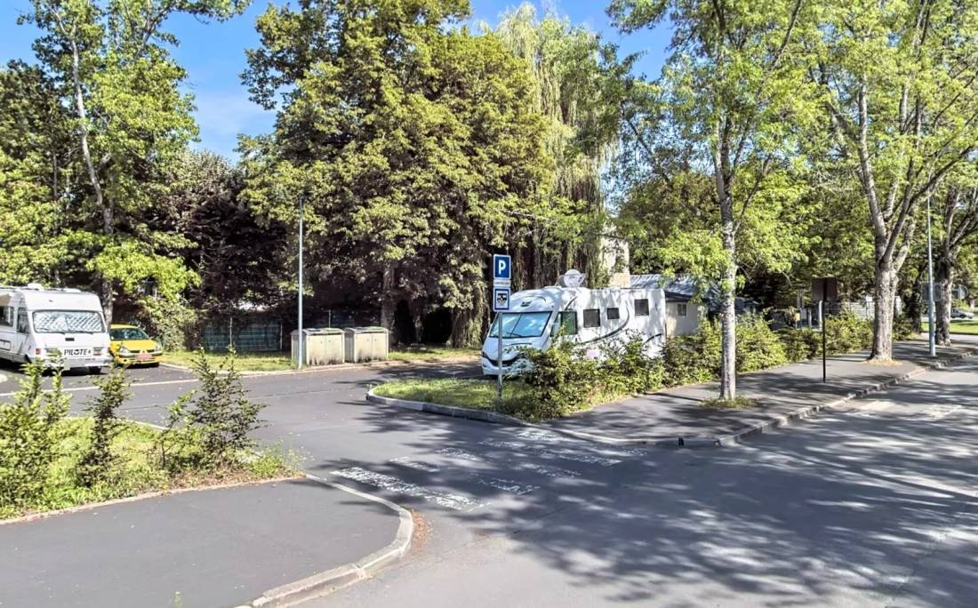 Stellplatz Châteauroux — Sítio para autocaravanas in Châteauroux