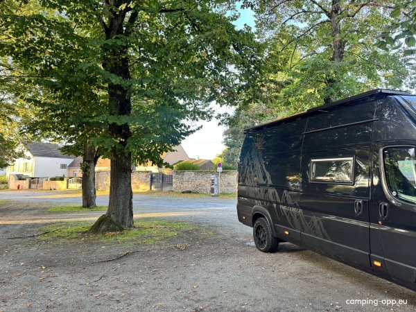 Stellplatz Gouzon — Photo 5