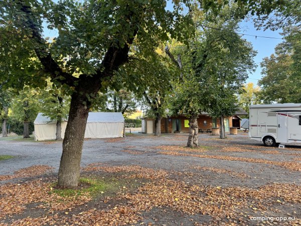 Stellplatz Gouzon — Photo 4