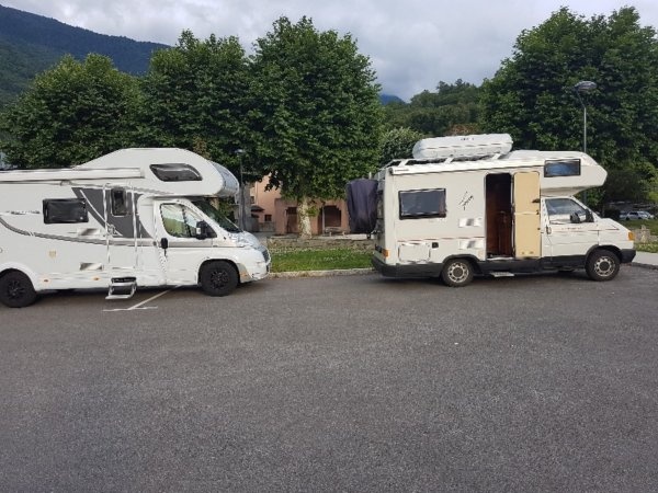 Übernachtungsparkplatz Aiguebelle — Campervan Site in Aiguebelle
