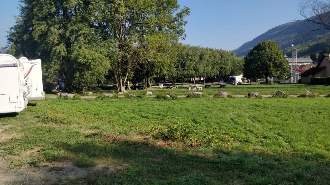 Stellplatz Serrières-en-Chautagne — Campervan Site in Serrières-en-Chautagne