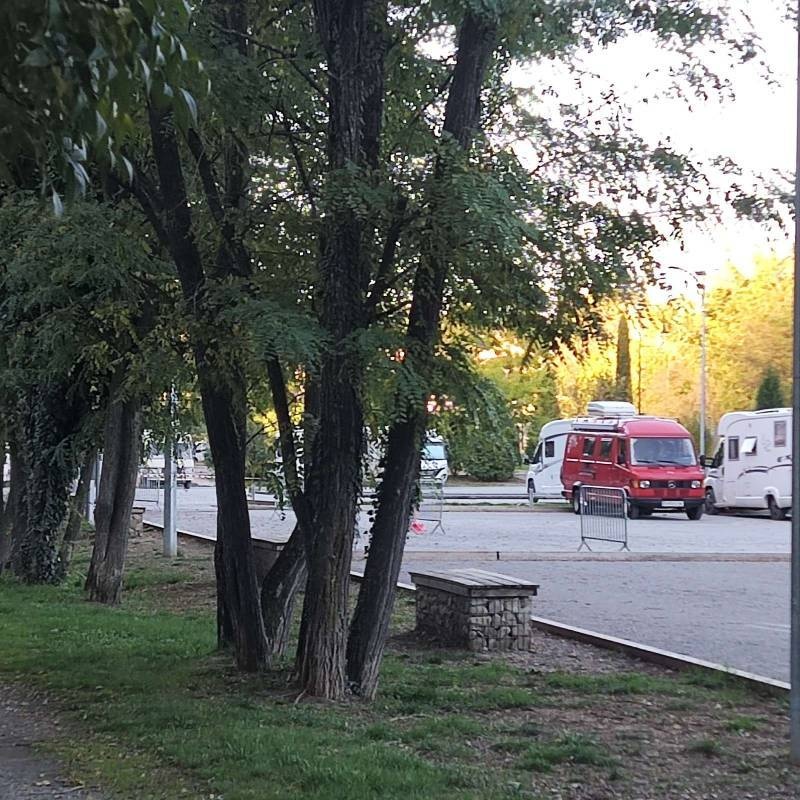 Stellplatz Laragne-Montéglin — Stellplatz in Laragne-Montéglin