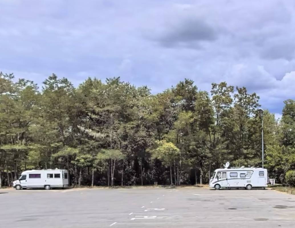 Stellplatz Laragne-Montéglin — Camperplaats in Laragne-Montéglin