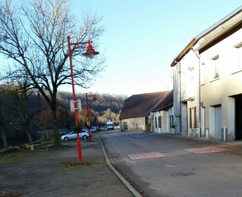 Stellplatz Neufchâteau — Campervan Site in Neufchâteau