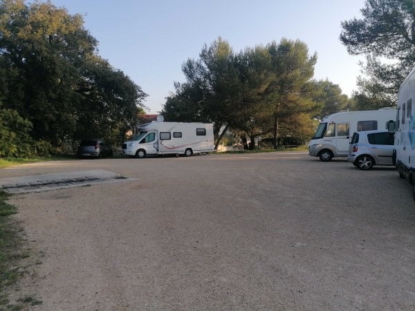 Stellplatz Gréasque — Karavan Sitesi in Gréasque