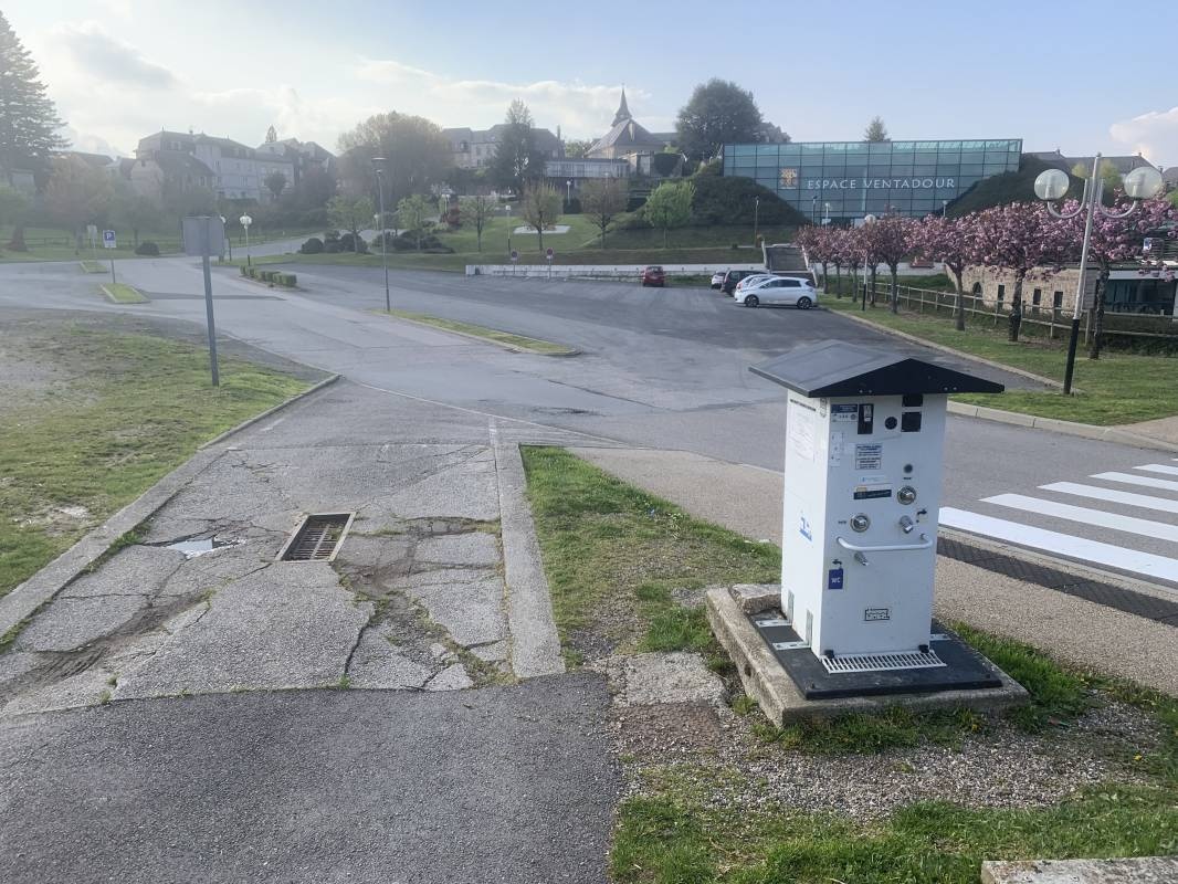 Stellplatz La ville — Ställplats in Égletons