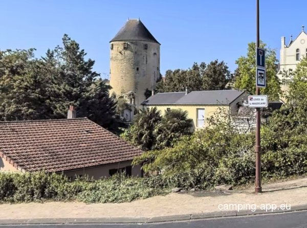 Stellplatz Thouars — Photo 2