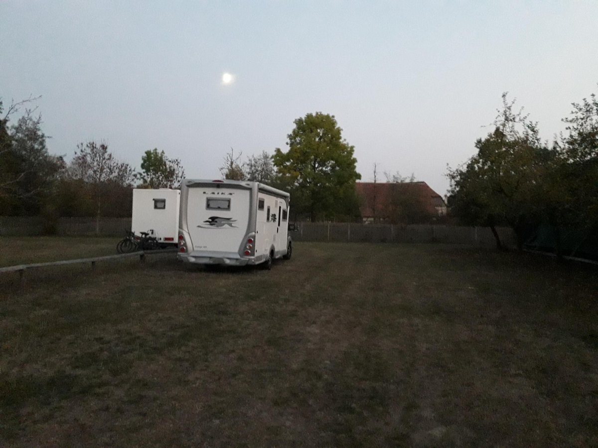Übernachtungsparkplatz am Fränkischen Freiland Museum — Overnight-parking in Bad Windsheim